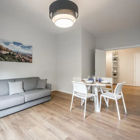 Caravaggio A Due Passi Dalla Funicolare * 贝尔加莫